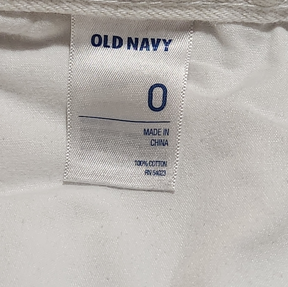 EUC Old Navy jean shorts - Picture 7 of 7